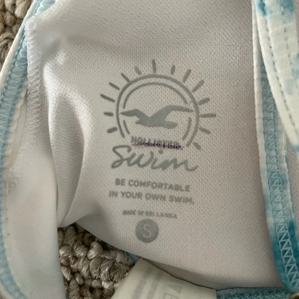 Hollister Bikini Top - Blue Tie Dye - Picture 3 of 3